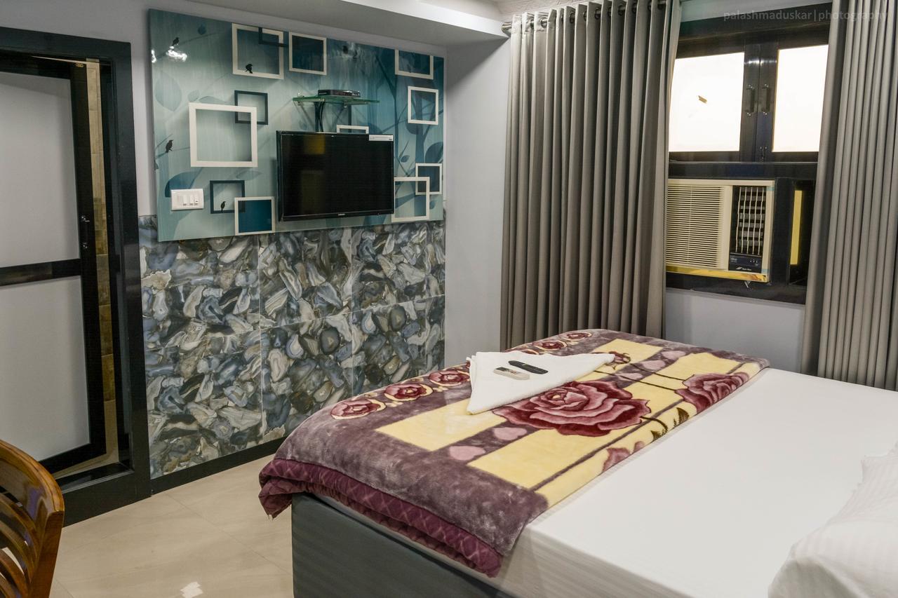 Hotel Elegant Bombay