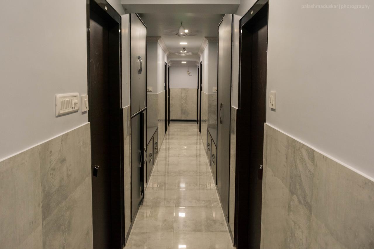 Hotel Elegant Bombay